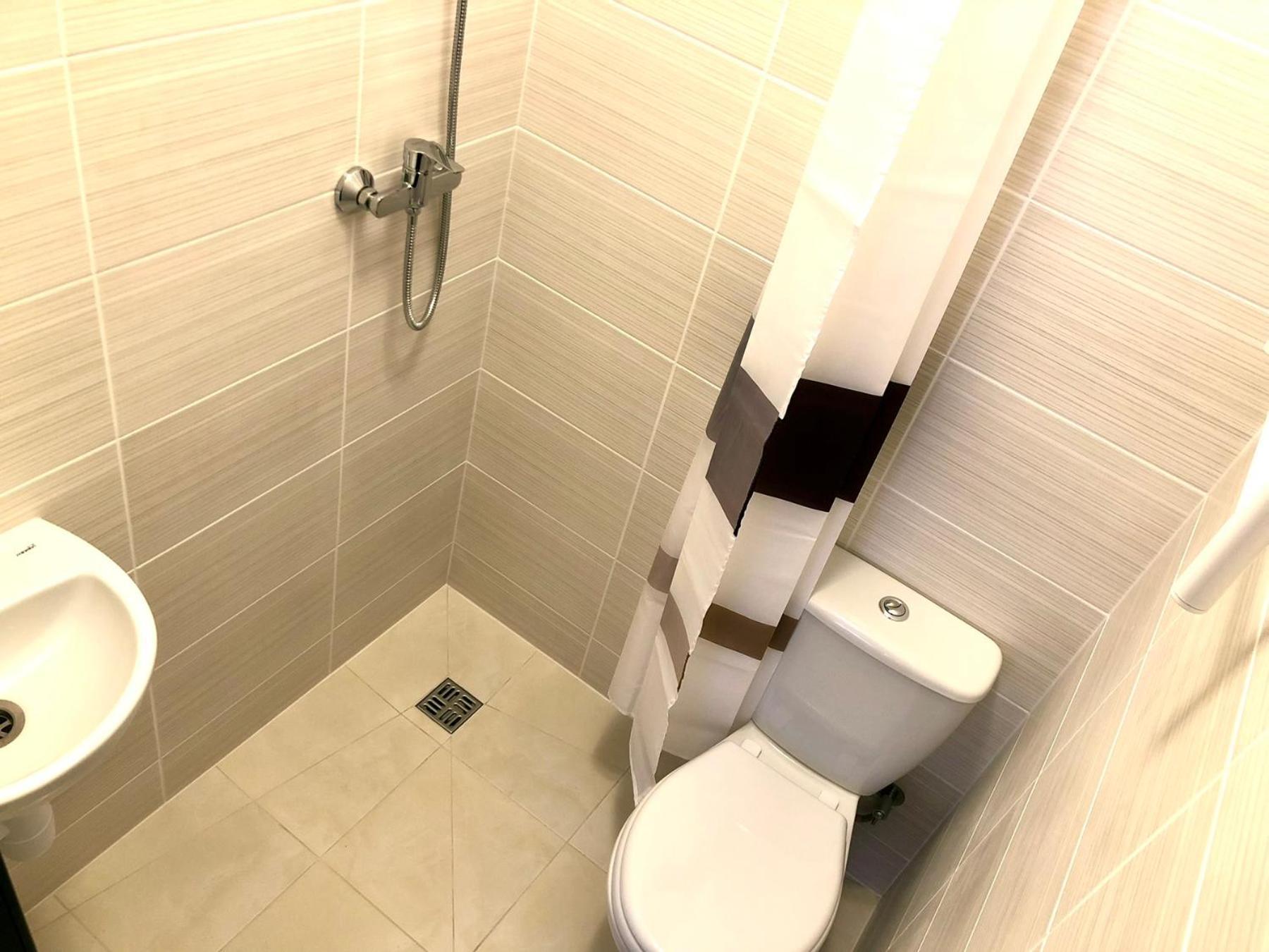 Osapart Hotel In A Complex Semycvit 3 利沃夫 外观 照片
